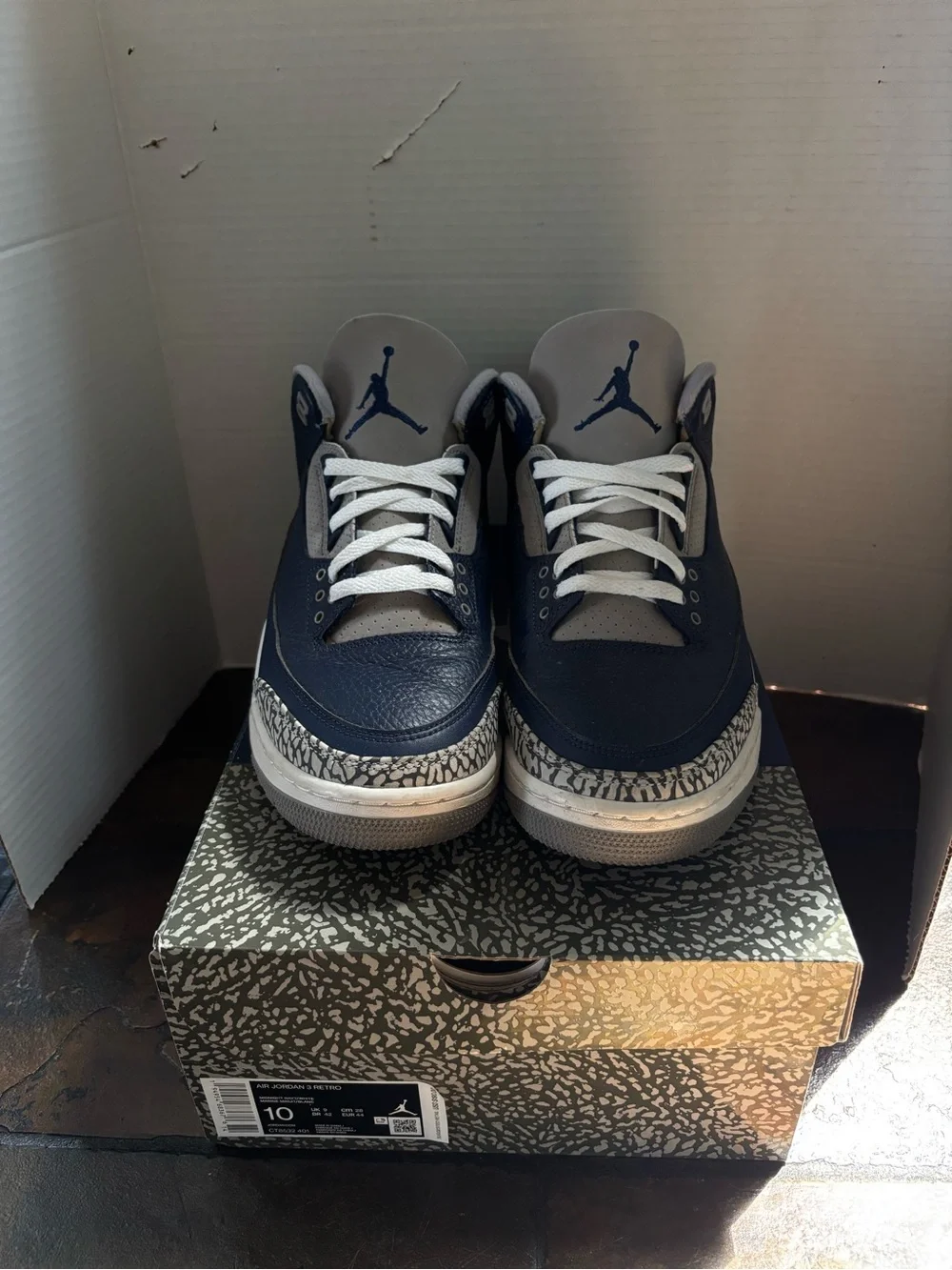 Jordan 3 Georgetown Navy and Gray